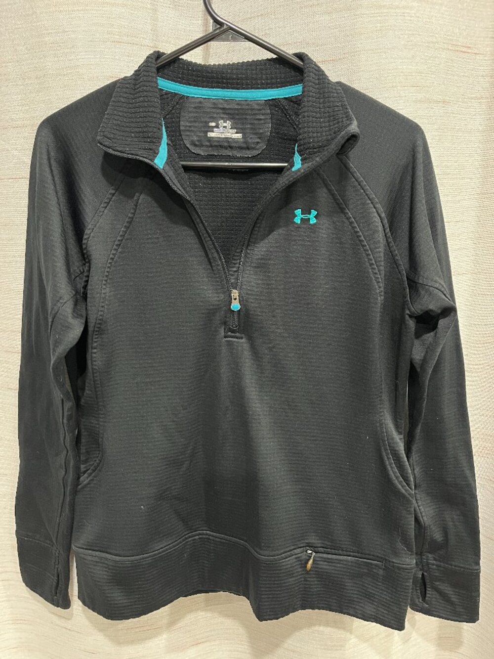 Women's Black Medium Jacket Under Armour (193)